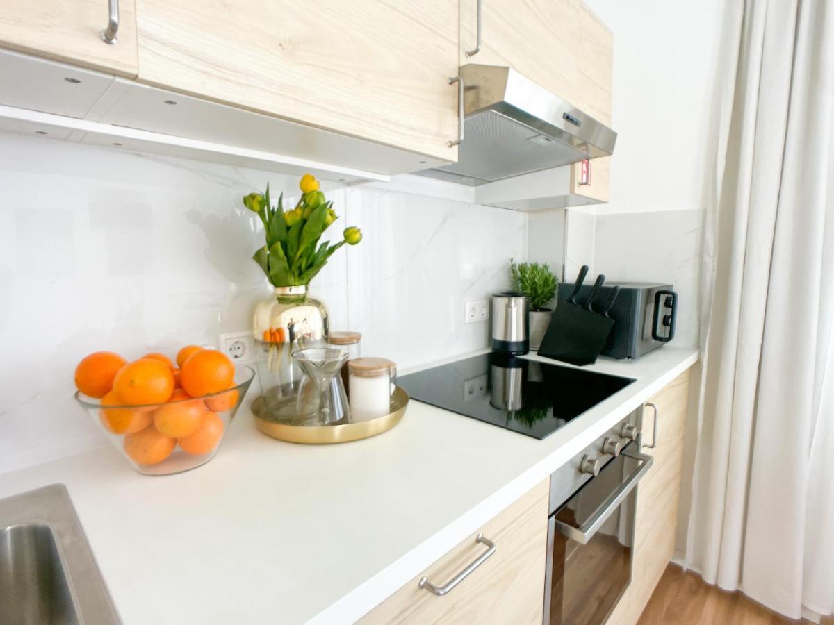 M-Style 02 Apartment Mit Balkon 24H Self-Check-In, Free Parking, Netflix ニュルンベルク エクステリア 写真