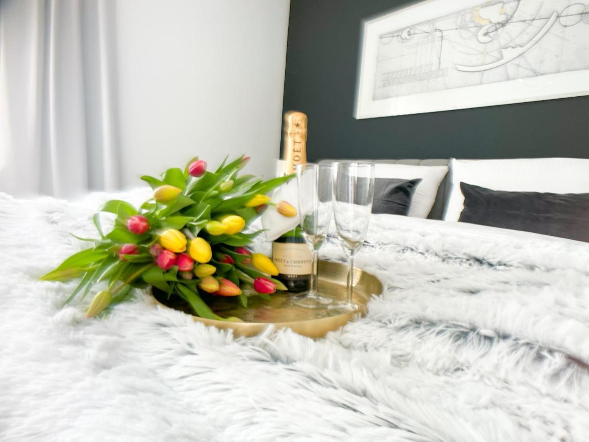M-Style 02 Apartment Mit Balkon 24H Self-Check-In, Free Parking, Netflix ニュルンベルク エクステリア 写真